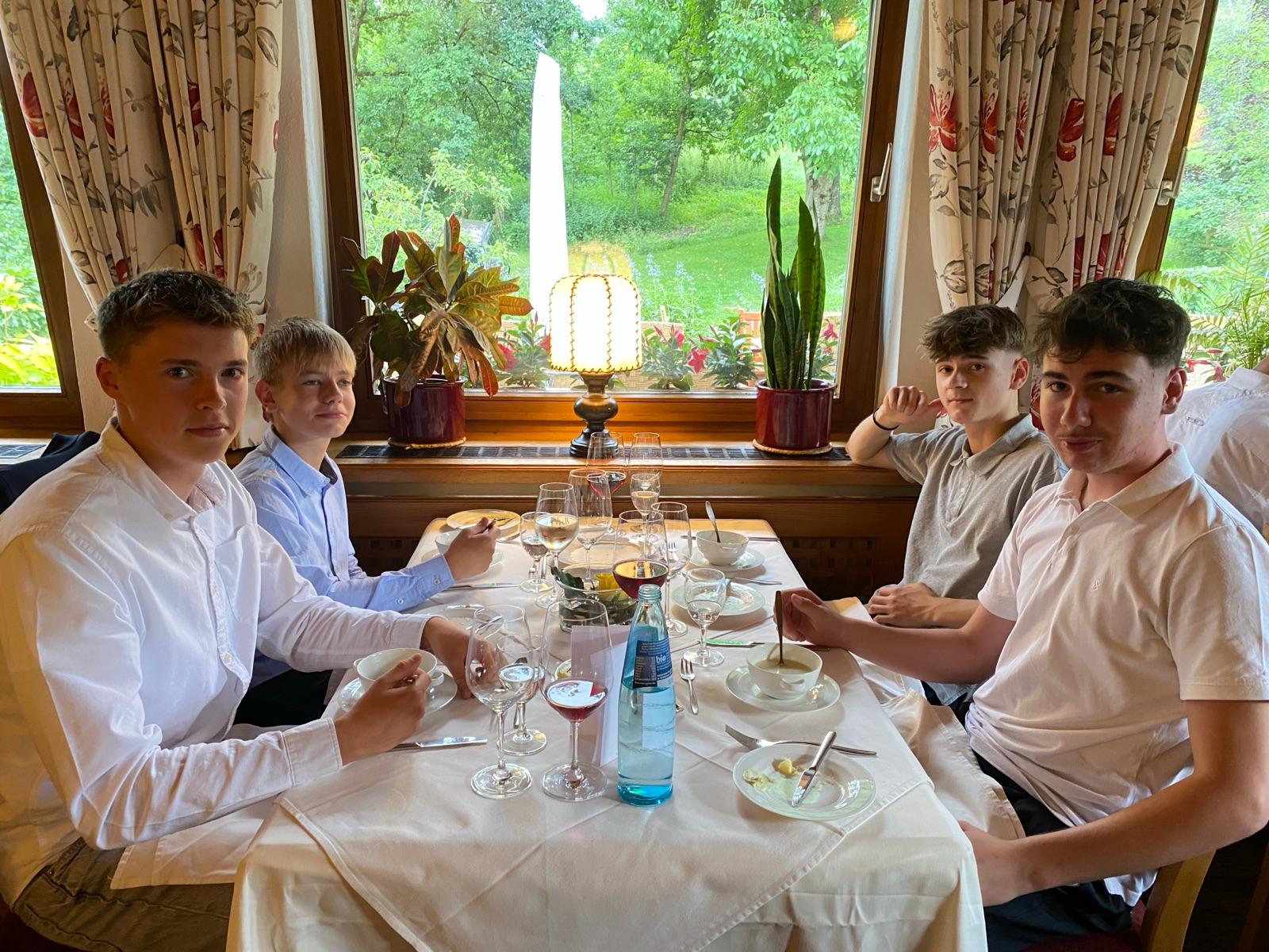 25 07 Bogy Knigge 10